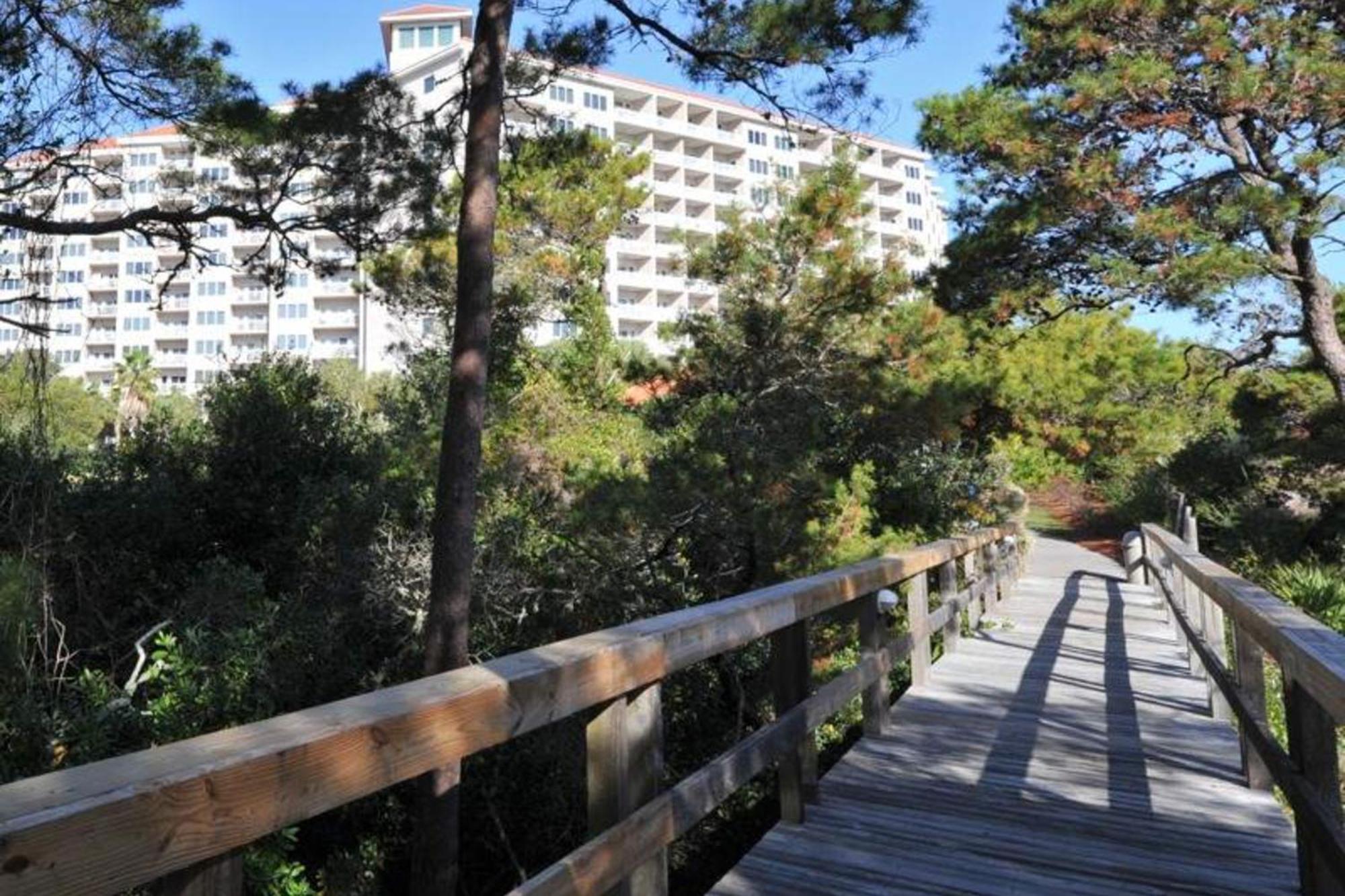 Tops'L Beach Manor I دستين الغرفة الصورة